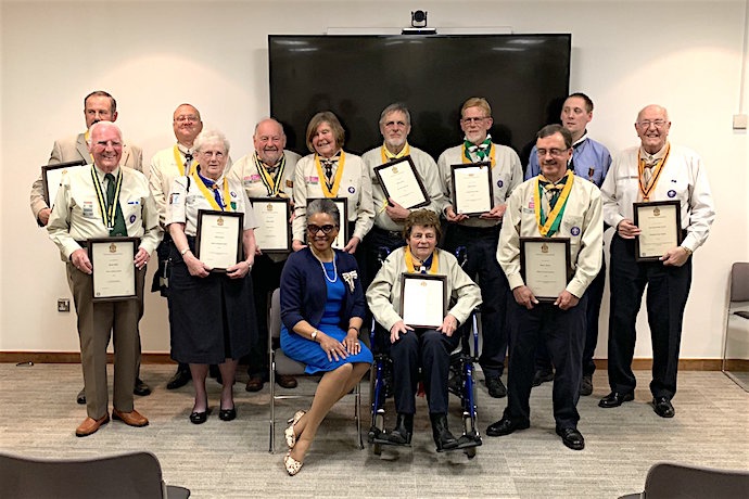13 volunteers recognised in Avon Scouts Awards