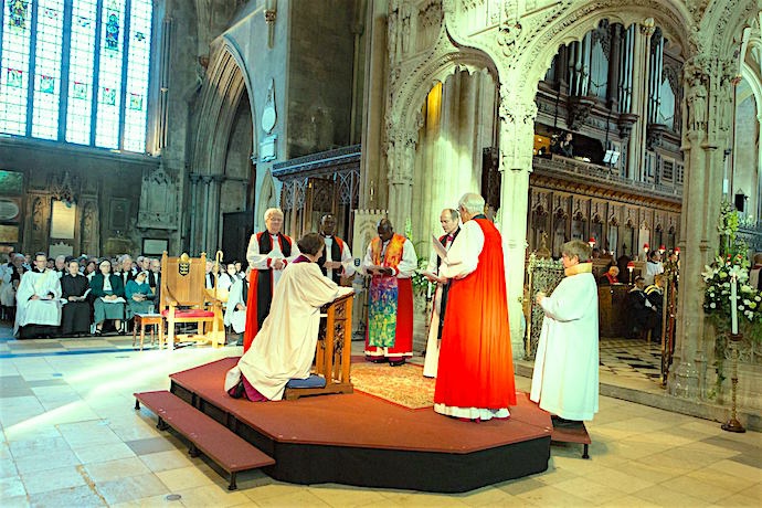 Enthronement of Bishop Viv Faull